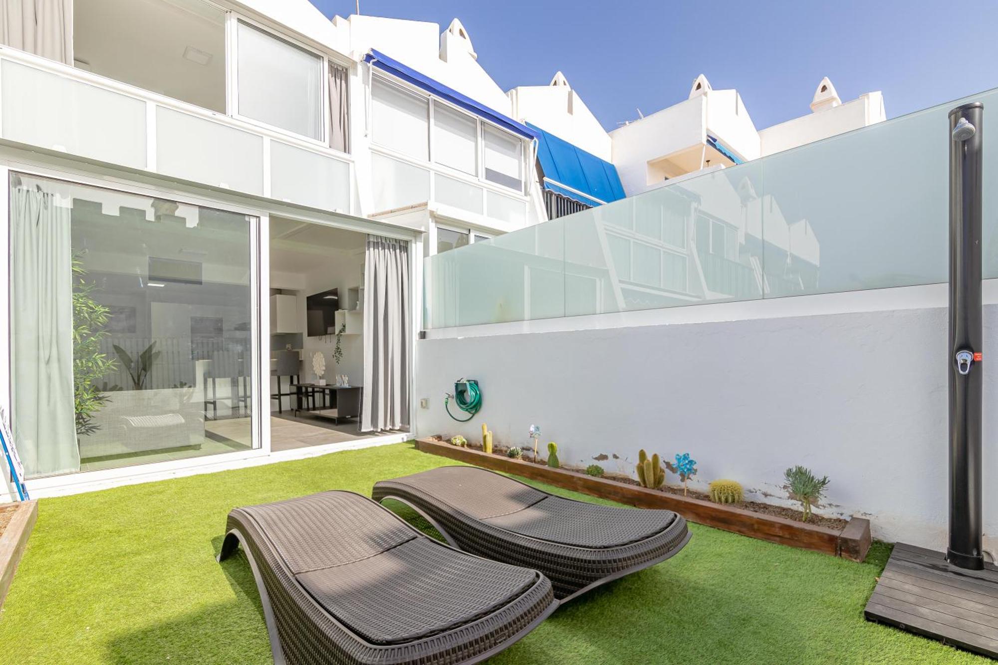 Villa Alessandra, Your Private Garden! 마스팔로마스 외부 사진