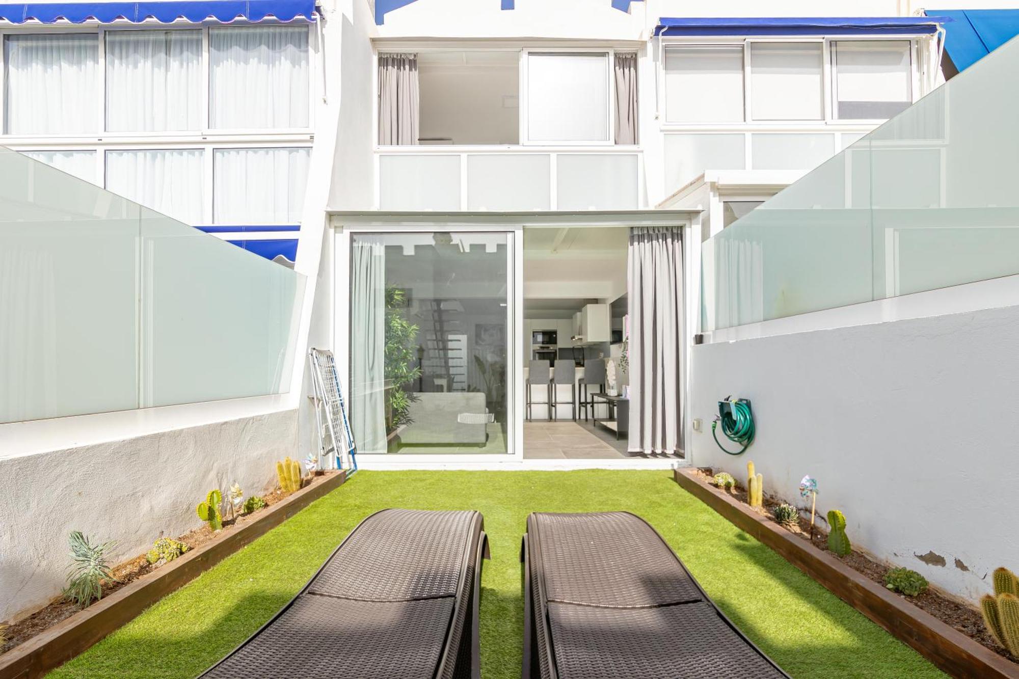 Villa Alessandra, Your Private Garden! 마스팔로마스 외부 사진